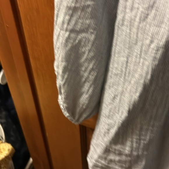 3X Westport long sleeve peasant embroidered crochet at neckline and sleeves.ties - Picture 6 of 13